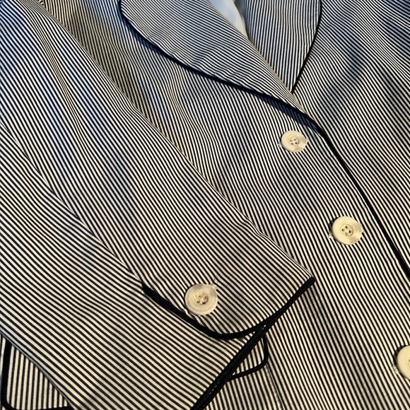 Dress Barn pin striped navy white blazer XL - Picture 2 of 3